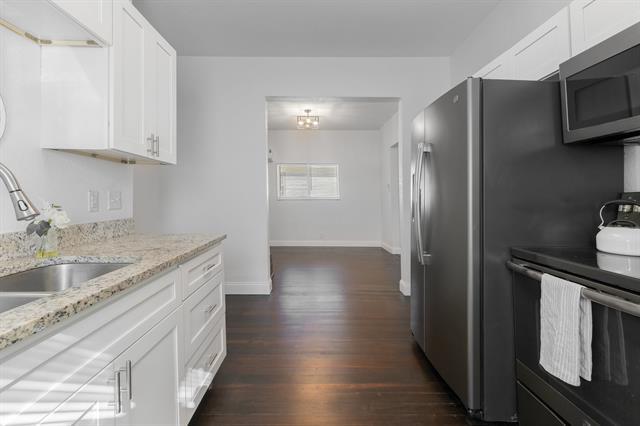 Building Photo - 1811 Denver Ave