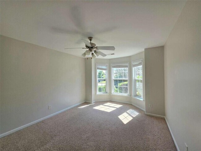 Building Photo - 1005 Southwood Dr