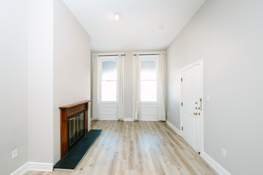 Building Photo - 1419 N Franklin St