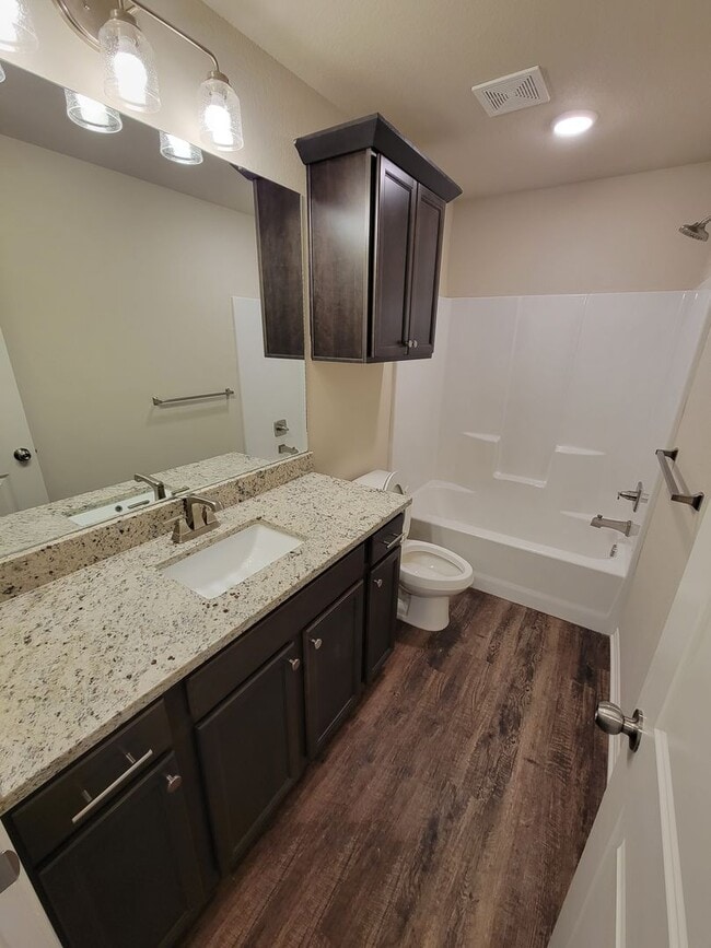 Building Photo - Brand New 3 bedroom / 2 bath home in Bonham Trace neighbor hood in North Bryan,