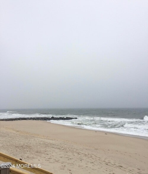 Building Photo - 605 Central Ave