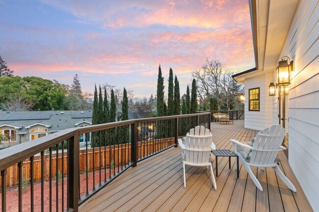 Building Photo - $11,995 - Stunning Executive Estate in Wil...