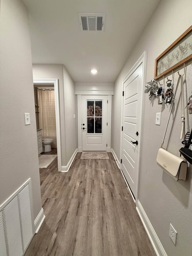 Building Photo - 14439 Quail Rdg Dr