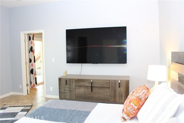 Building Photo - 18702 E Ridge View Dr