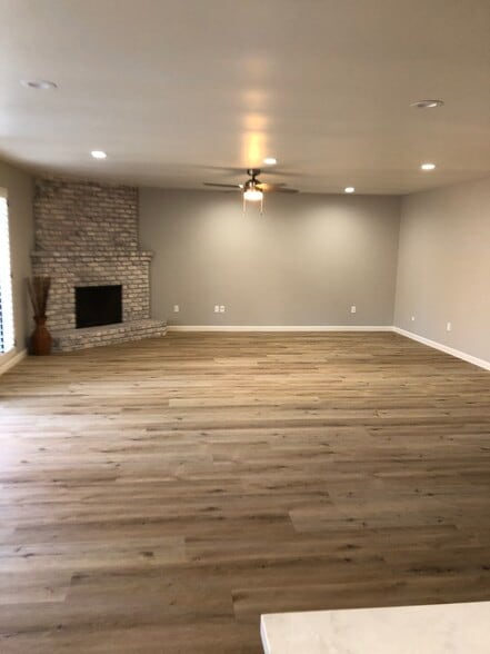 Living Room - 1222 S Spruce St
