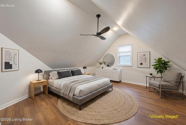 Building Photo - 1820 Sherwood Ave