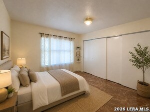 Building Photo - 4210 Sunrise Cove Dr