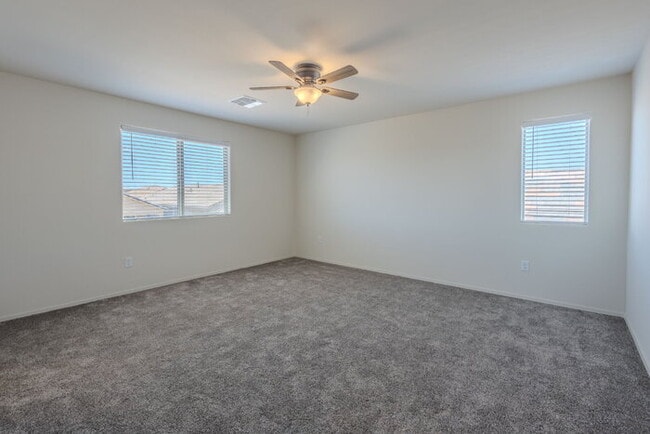 Building Photo - Rancho Sahuarita