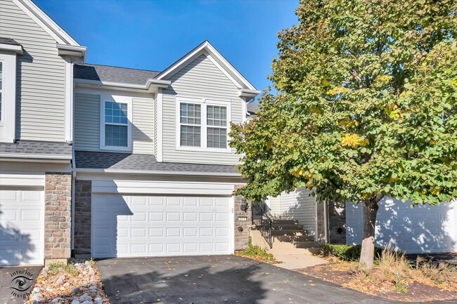 Primary Photo - 1471 Crimson Ln