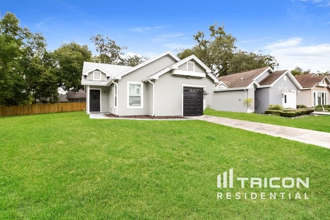 Building Photo - 1809 Iroquois Dr