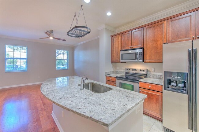 Building Photo - 7570 Tamarind Ave