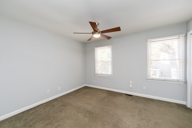 Building Photo - 510 N Poplar St