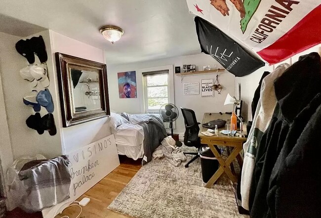 Building Photo - 15 Curtis St