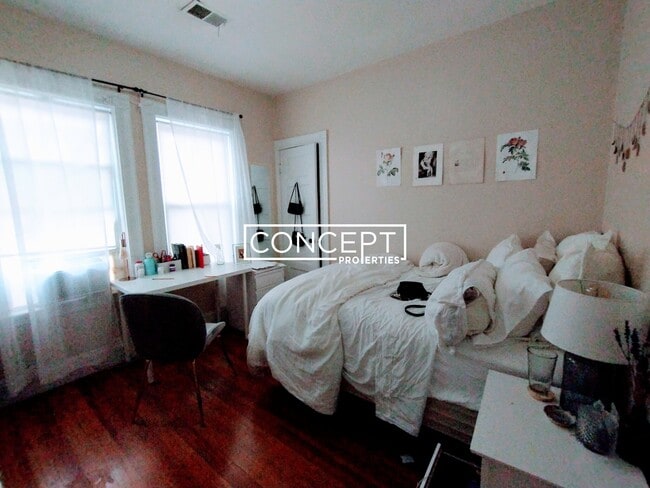 Building Photo - 24 Curtis Ave