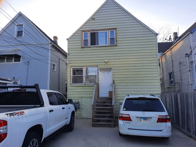 Building Photo - Nice Newly Renovated 2BD, 1BATH, 1St FL - ...