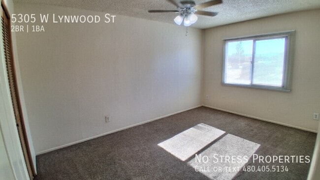 Building Photo - 5305 W Lynwood St