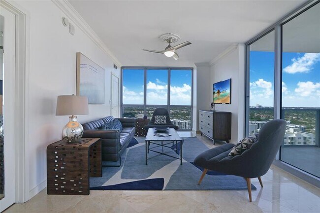 Building Photo - 3101 S Ocean Dr