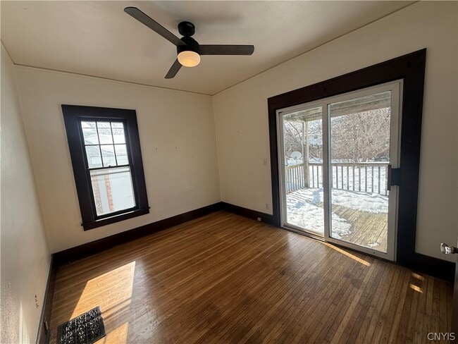 Building Photo - 221 Durston Ave