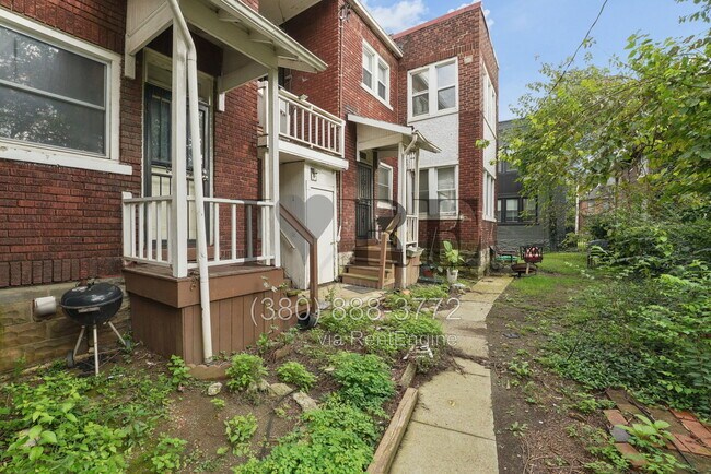 Building Photo - 269 Morrison Ave