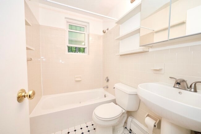 Building Photo - 11 Cogswell Ave