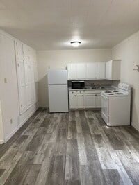 Building Photo - 401 N 5th St