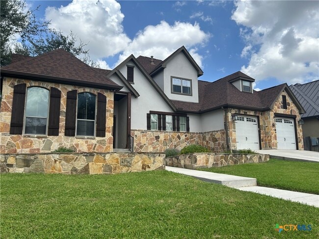 Primary Photo - 406 Williams Way