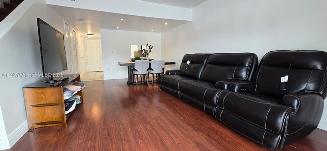 Building Photo - 6345 SW 138th Ct