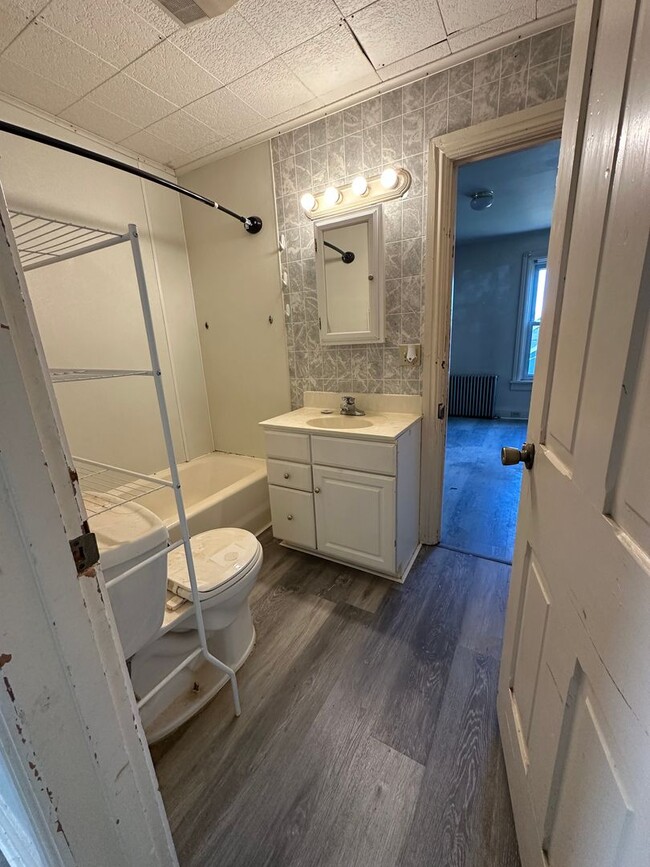 Building Photo - 3 bedroom home in Palmyra-Most utilities i...