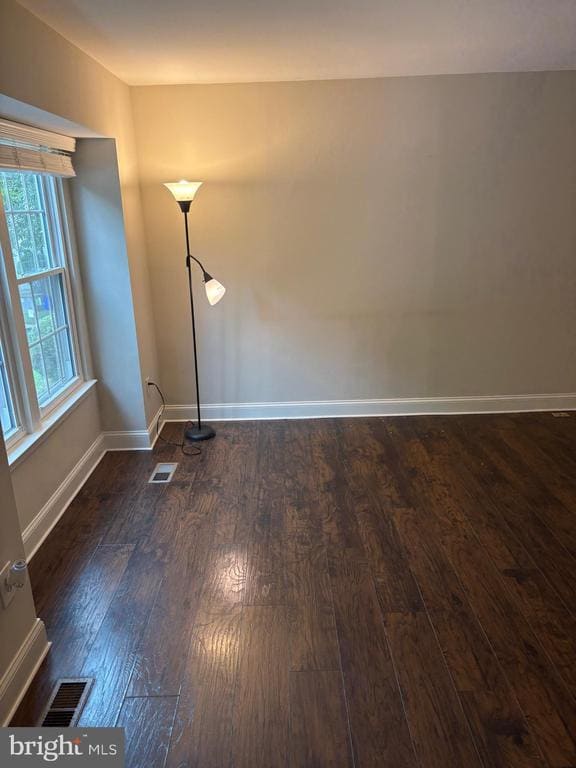 Building Photo - 1318 Alderton Ln