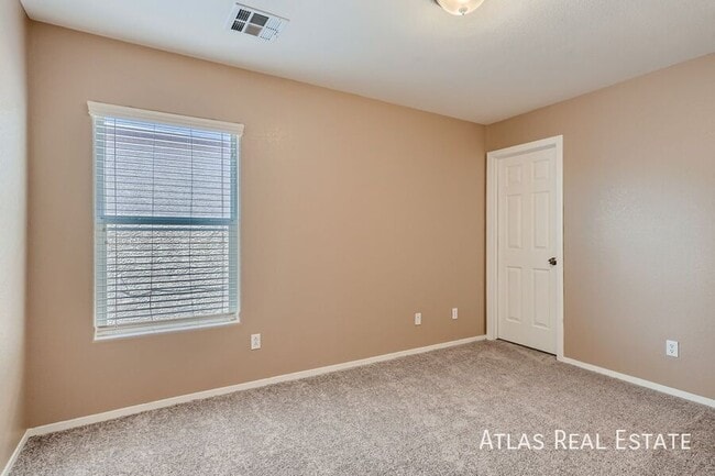 Building Photo - 7198 Clear Range Ave