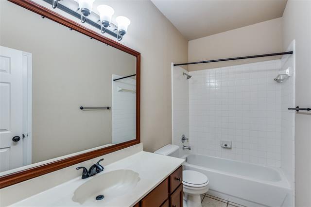 Building Photo - 8416 Pipestone Dr