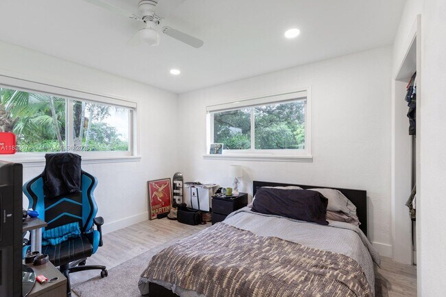 Building Photo - 9351 SW 109th Terrace