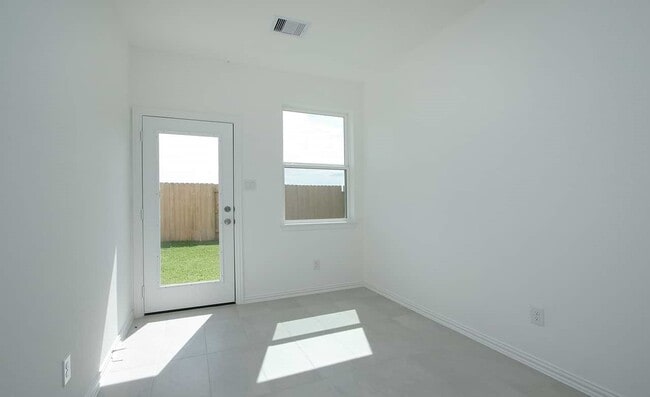 Building Photo - 3607 Crescent Moon Ct