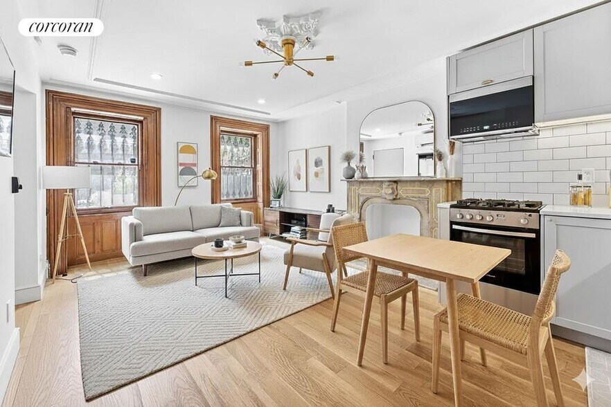 Primary Photo - 431 Greene Ave