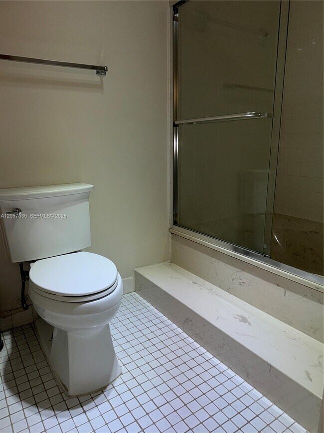 Building Photo - 16141 Blatt Blvd