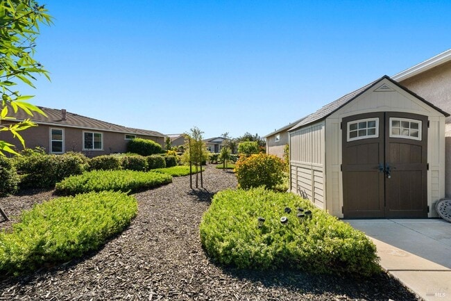 Building Photo - 295 Marks Rd