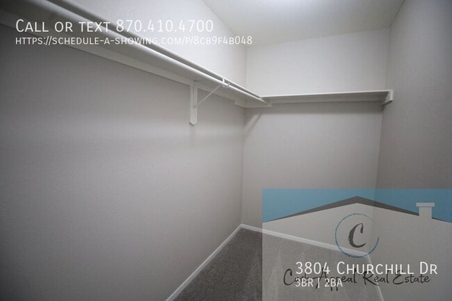 Building Photo - 3804 Churchill Dr