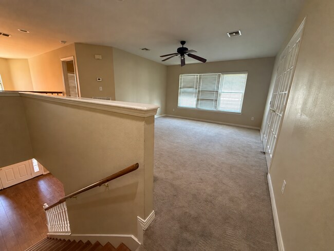 Building Photo - 139 Hallette Dr