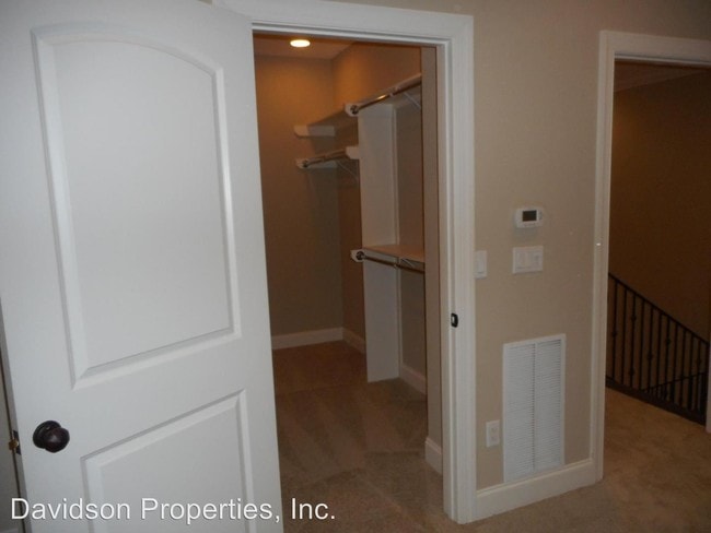 Building Photo - 126 Harrigan Ct