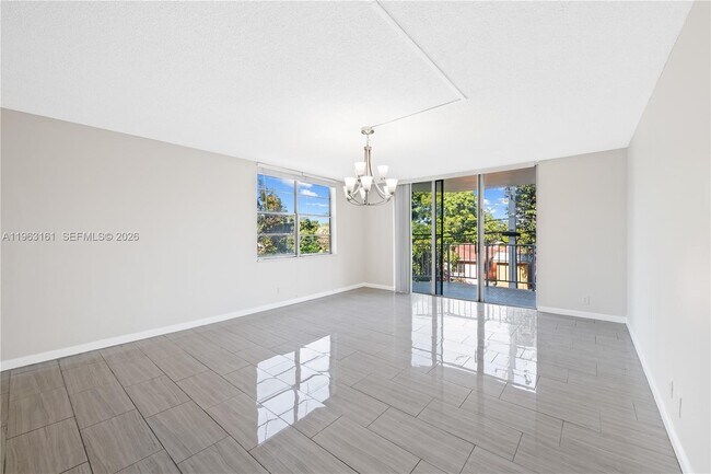 Building Photo - 16740 NE 9th Ave