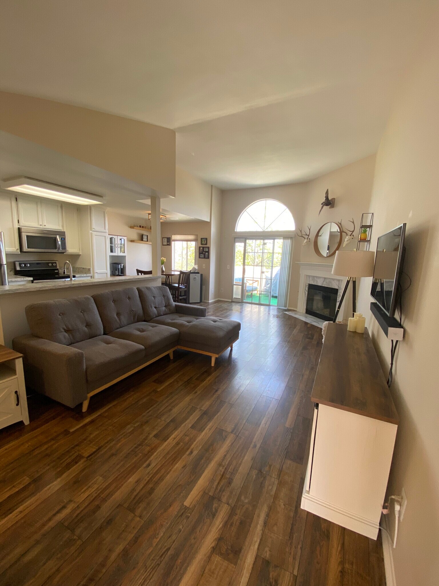 Building Photo - 2623 Antonio Dr