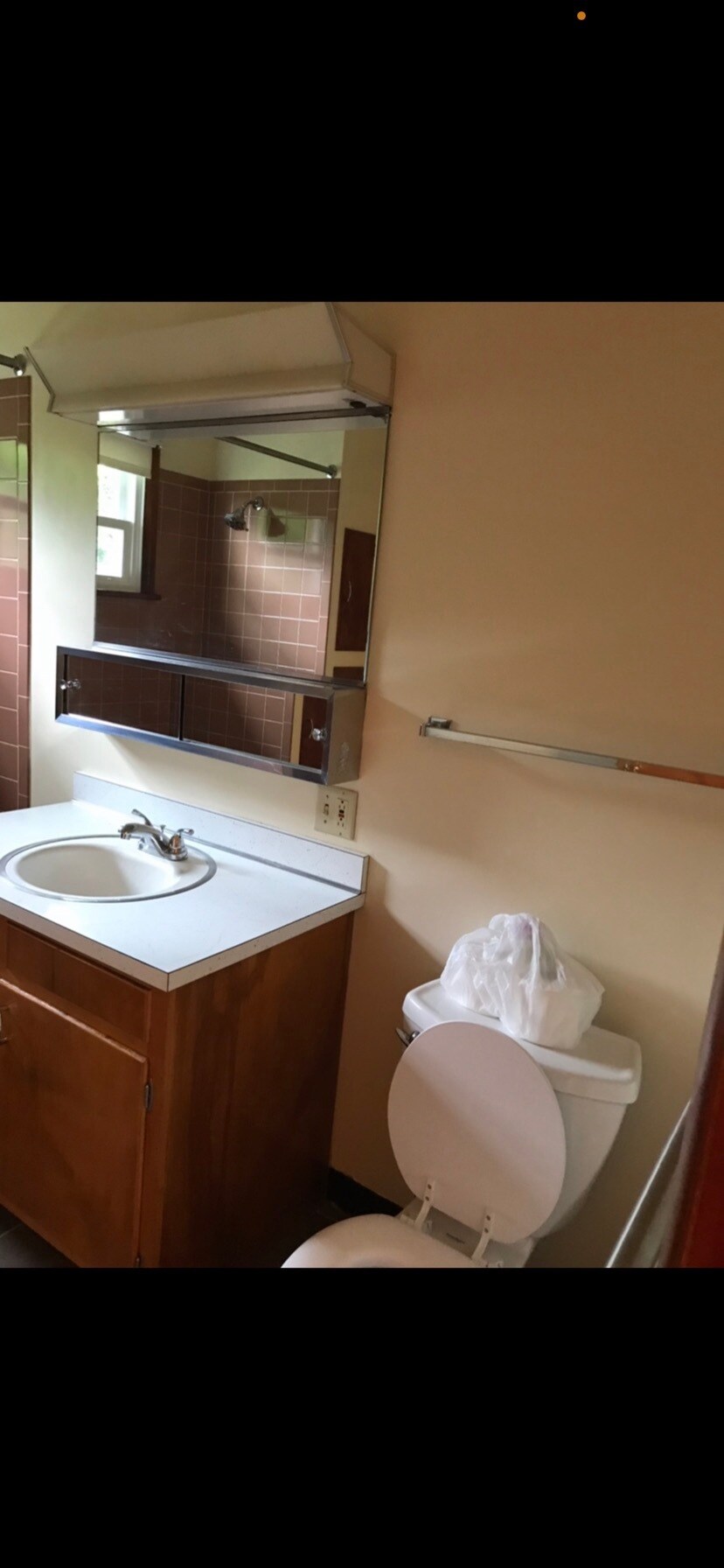 Building Photo - 206 W Beaver St