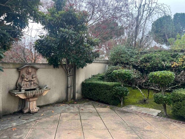 Building Photo - 2133 Watercress Pl