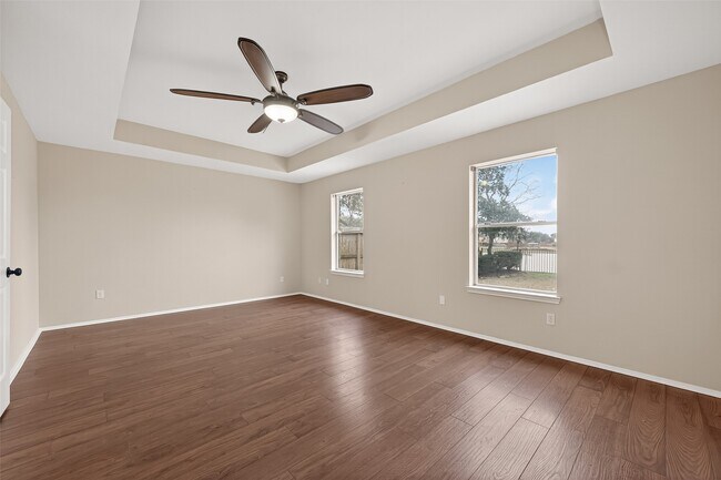 Building Photo - 23035 Canal Rd