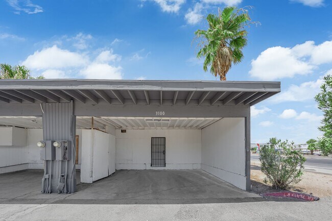 Building Photo - 3100 Chadford Pl