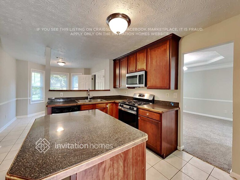 Building Photo - 1040 Spring Brook Dr