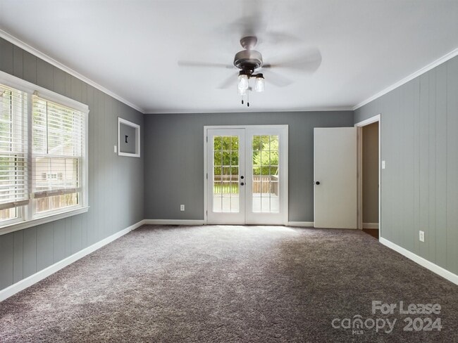 Building Photo - 618 Monroe Hwy