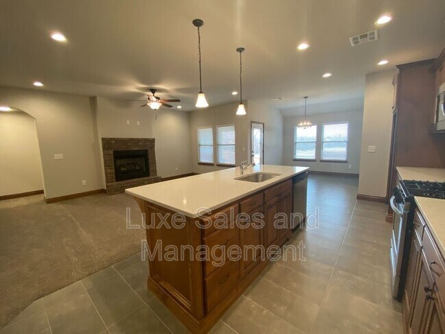 Building Photo - 7117 Daxton Ct