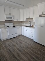 Building Photo - Carmichael Cove