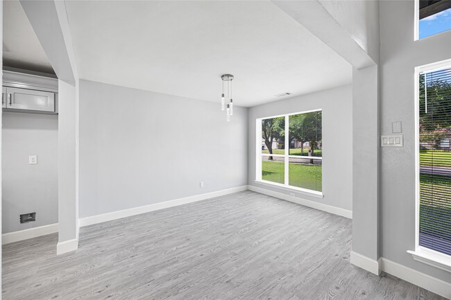 Building Photo - 21510 Broadstone Dr